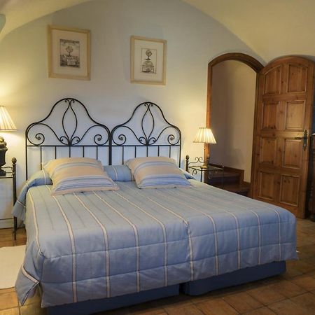 El Castell De Ciutat - Relais & Chateaux 라 세우 두르헬 외부 사진